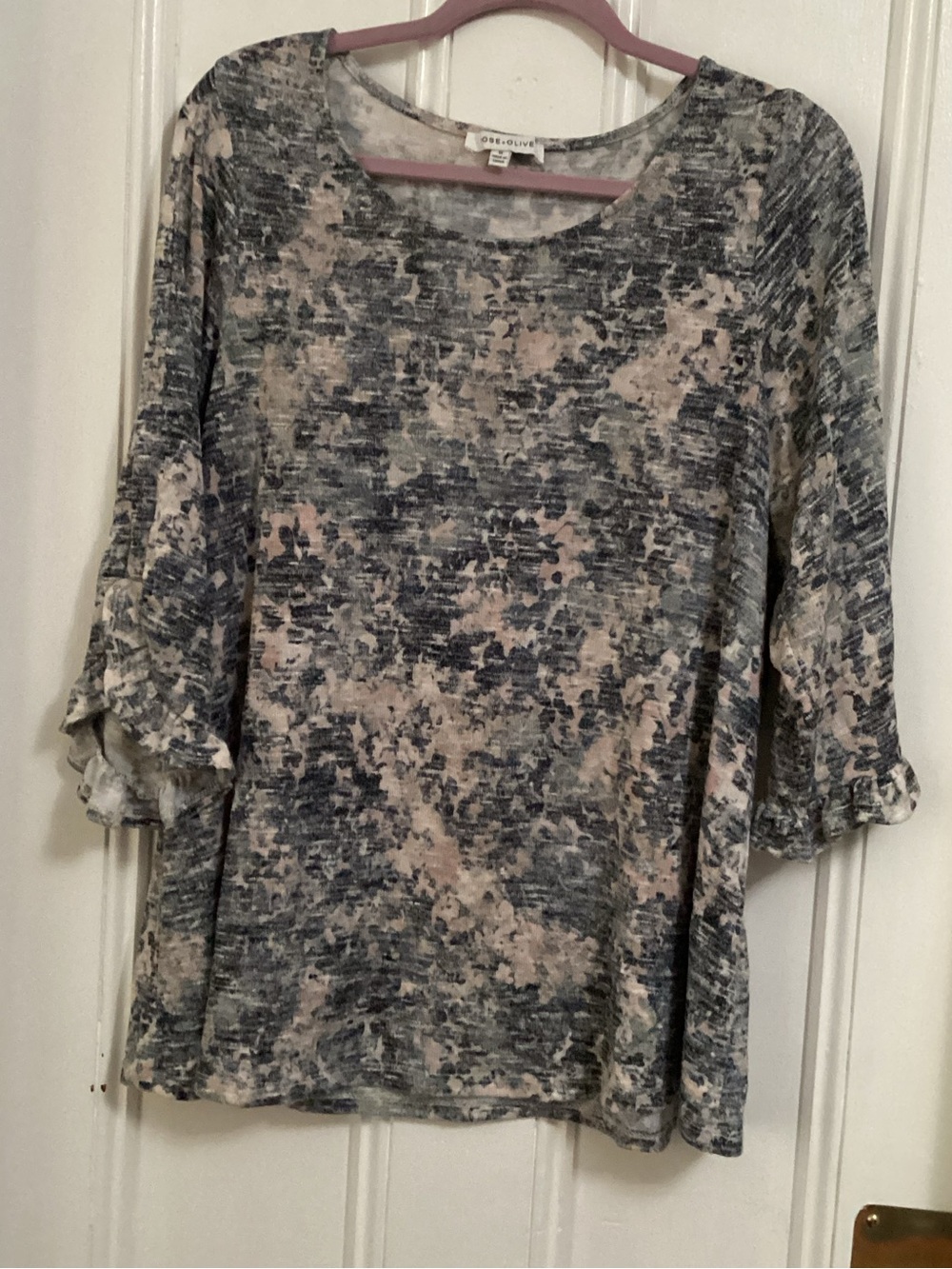 Rose & Olive Gray and Light Pink Abstract Ruffle-Sleeve Top
